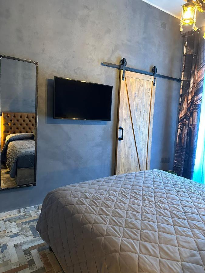 B&B Pantarei Napoli Bagian luar foto