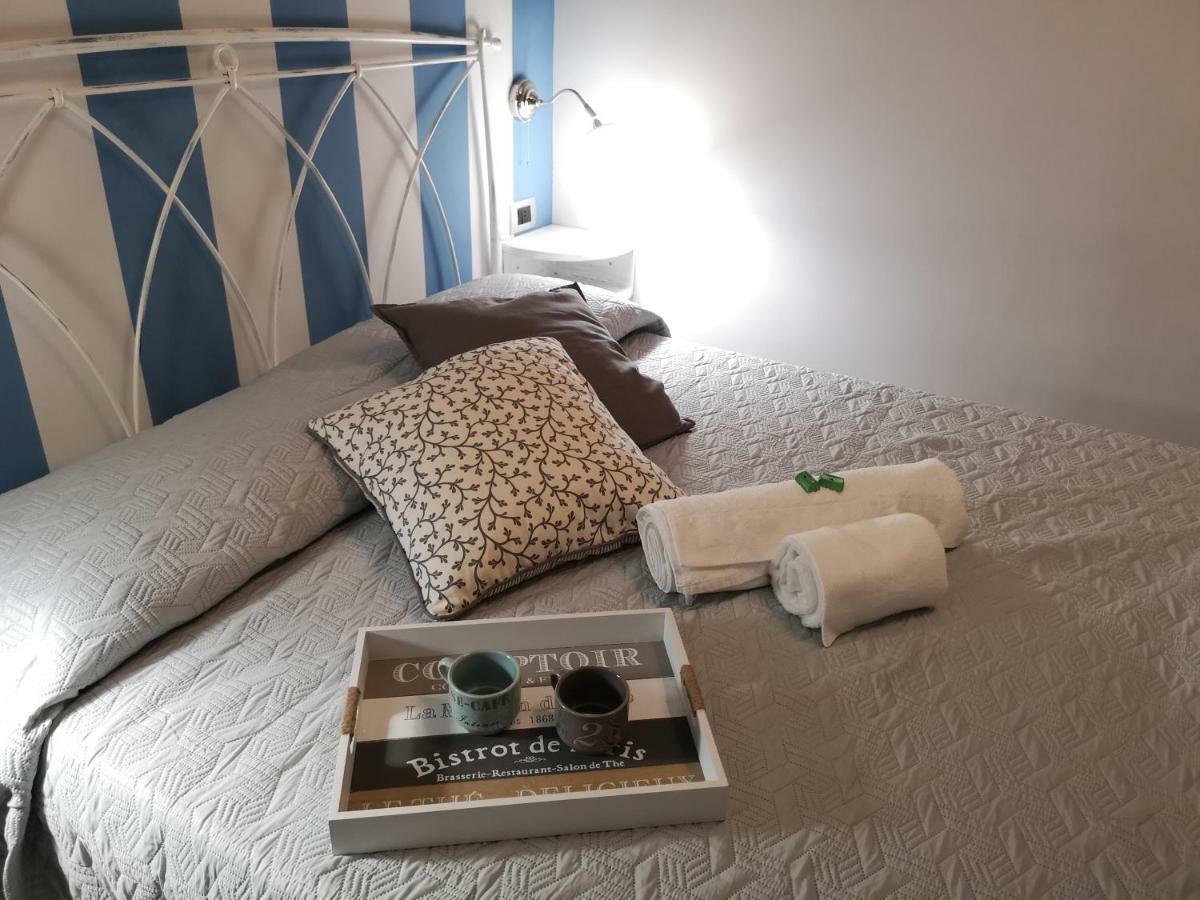 B&B Pantarei Napoli Bagian luar foto