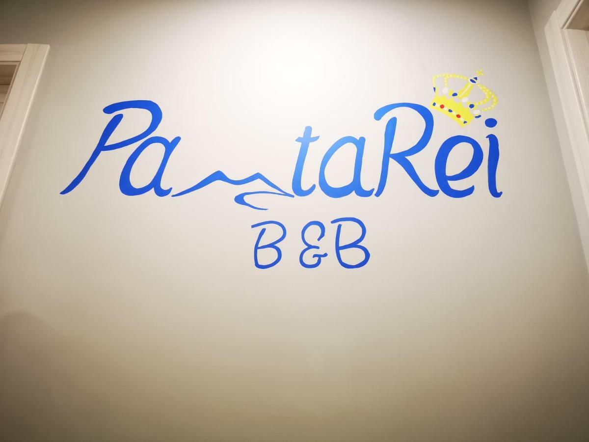 B&B Pantarei Napoli Bagian luar foto